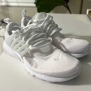 NIKE PRESTO big kids/ womens
